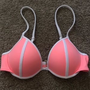 2 FOR $20 🎉Victoria Secret coral bathing suit top